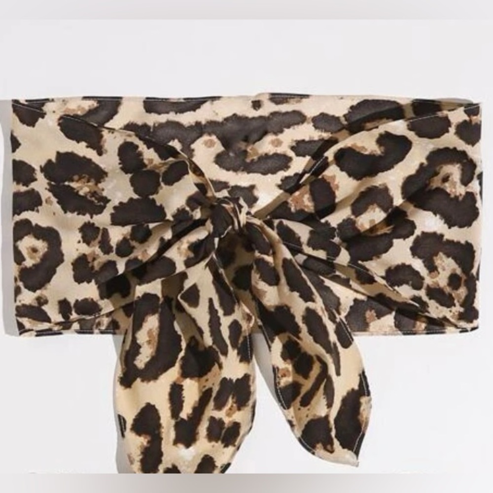 Tie Front Leopard Tube/Halter Top